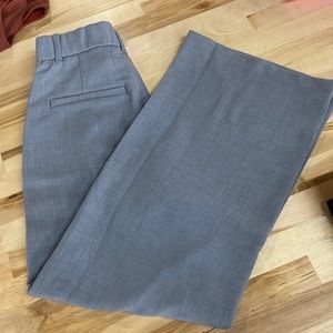 A&F Sloane Tailored Wide Leg Pant SM/short